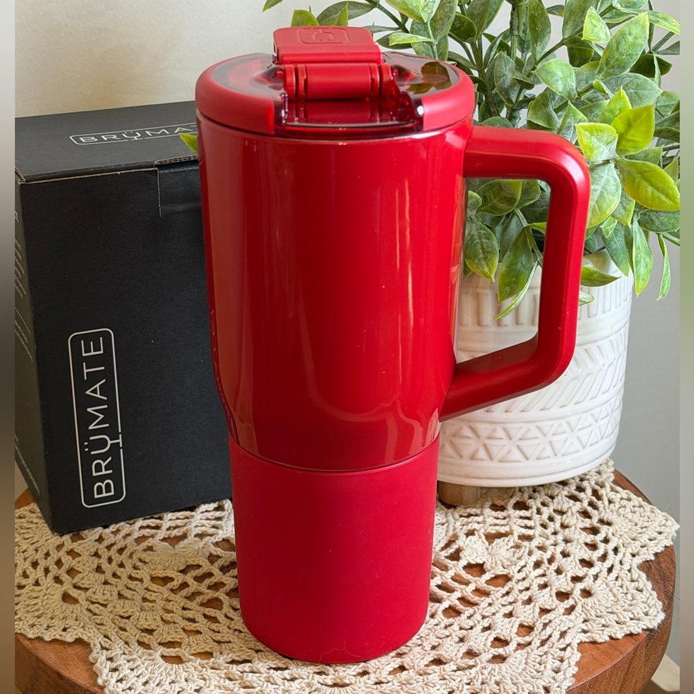 BRÜMATE MUV 25oz – Maraschino 🍒 | Pre-Loved